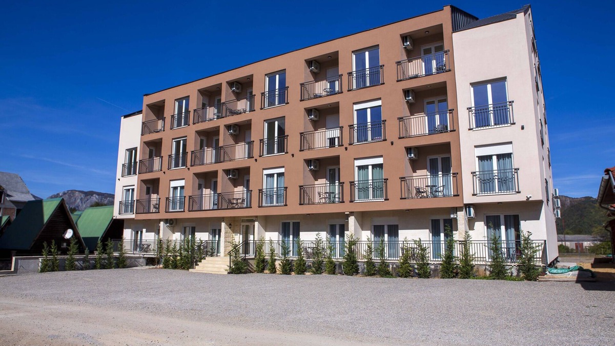 Kolasin Apartment | The Beige 1-Bedroom Paradise