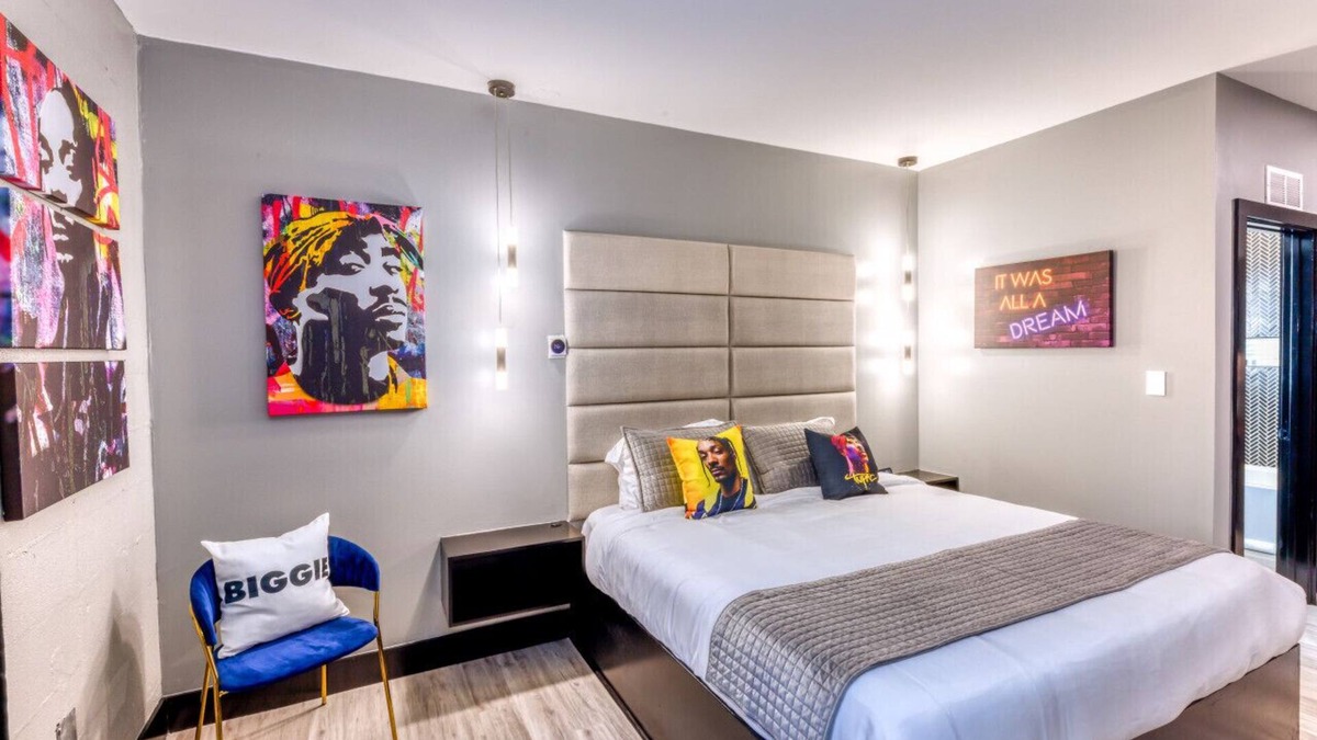 Biloxi Hotel | The Bella 102 | Hip-Hop Vibes & King Comfort