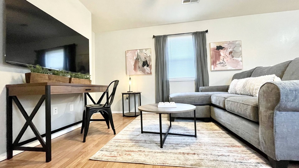 West Plains House | The Bella-922