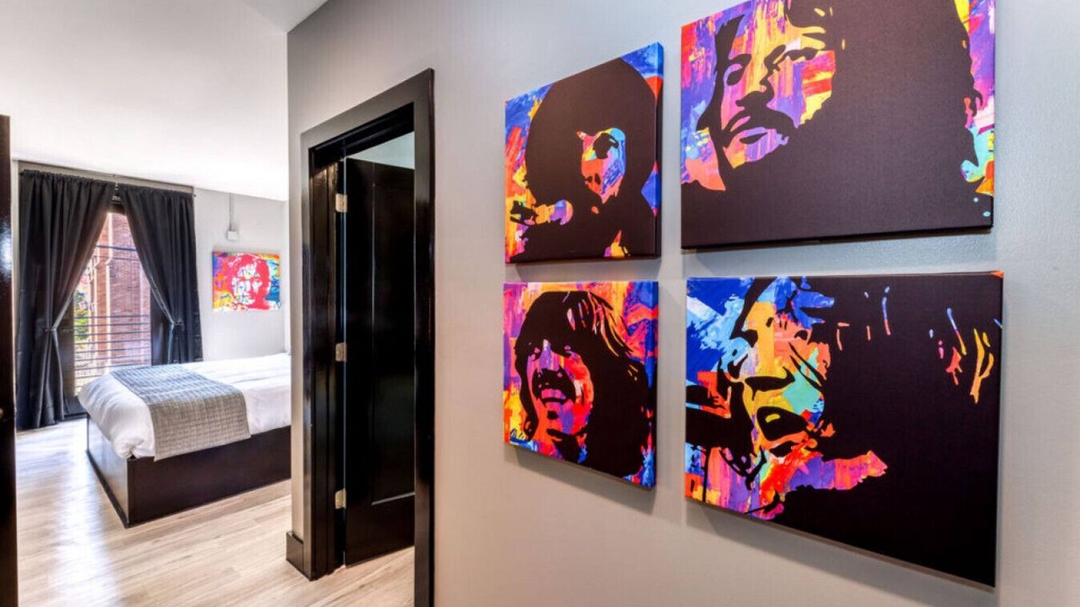 Biloxi Hotel | The Bella's Abbey Road Suite, Sleeps 2, Private Balcony