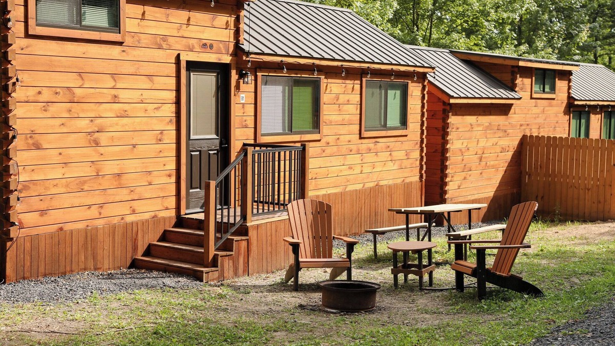 Mingoville Cabin | The Bellefonte Campground presents: Tiny Home | 2 Bedroom