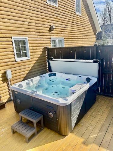 Lot 16 House | The Belmont Chalet