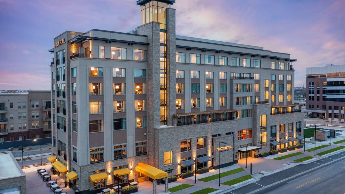 Fitzsimons Hotel | The Benson Hotel & Faculty Club
