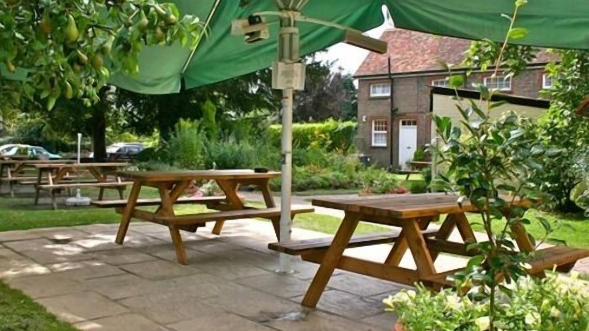 Lindfield Bed & Breakfast | The Bent Arms
