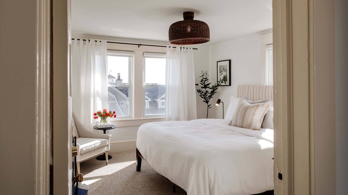 Avon Bed & Breakfast | The Bentley Inn