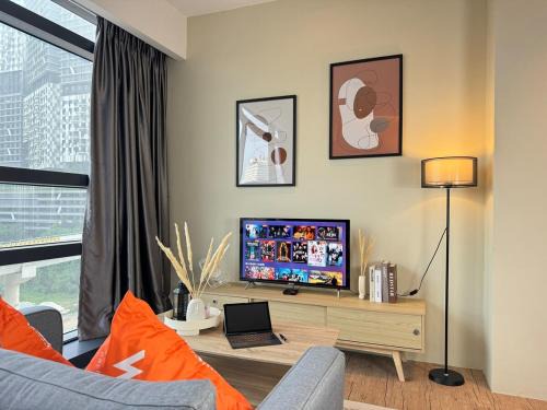 Taman Bukit Pantai Apartment | The Benton - Bangsar Trade Centre