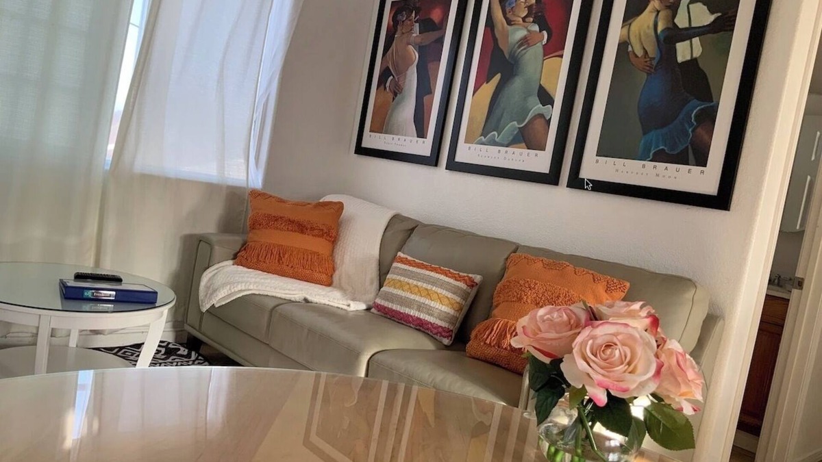 South Gate House | ☆The Best☆ AC/WiFi/Free Parking/Bikes/Netflix