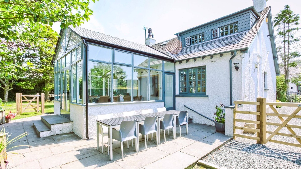 Cartmel Cottage | The best holiday cottage in Cartmel. Large garden, pet friendly, private parking