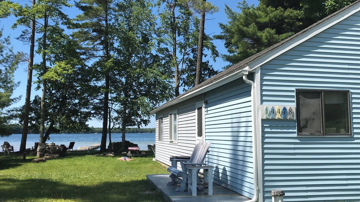 Elk Rapids Cottage | The Best of Birch Lake