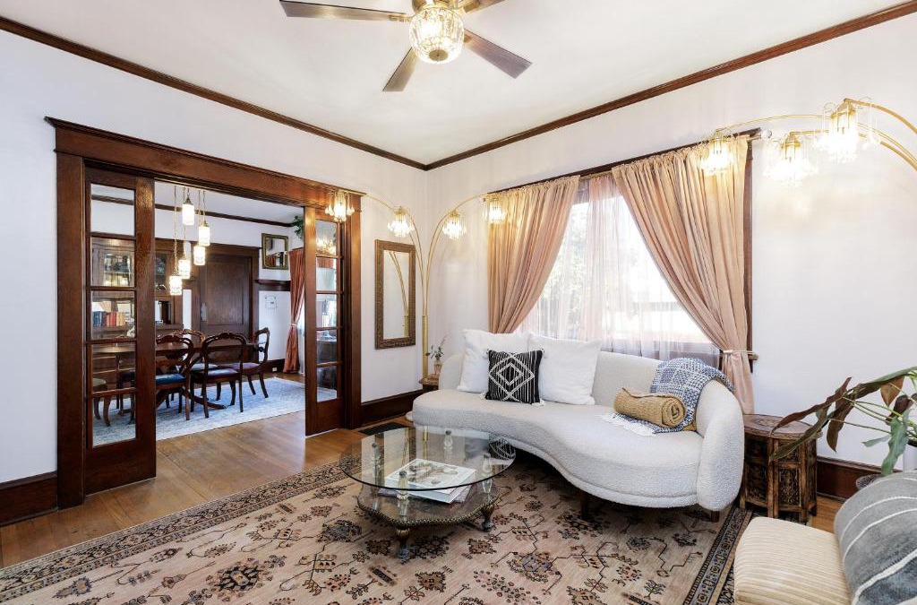 Buckman Neighborhood House | The Betty - A 1920s Vintage Bungalow