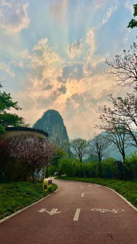 Xiufeng Hotel | The Beyond Villa Guilin Boutique Hotel