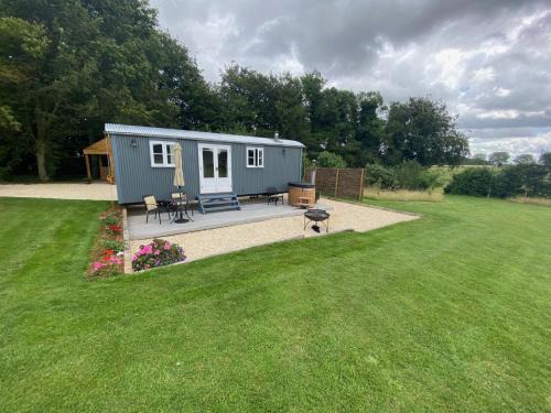 Burford Apartment | The Bibury - Westwell Downs Shepherd Huts