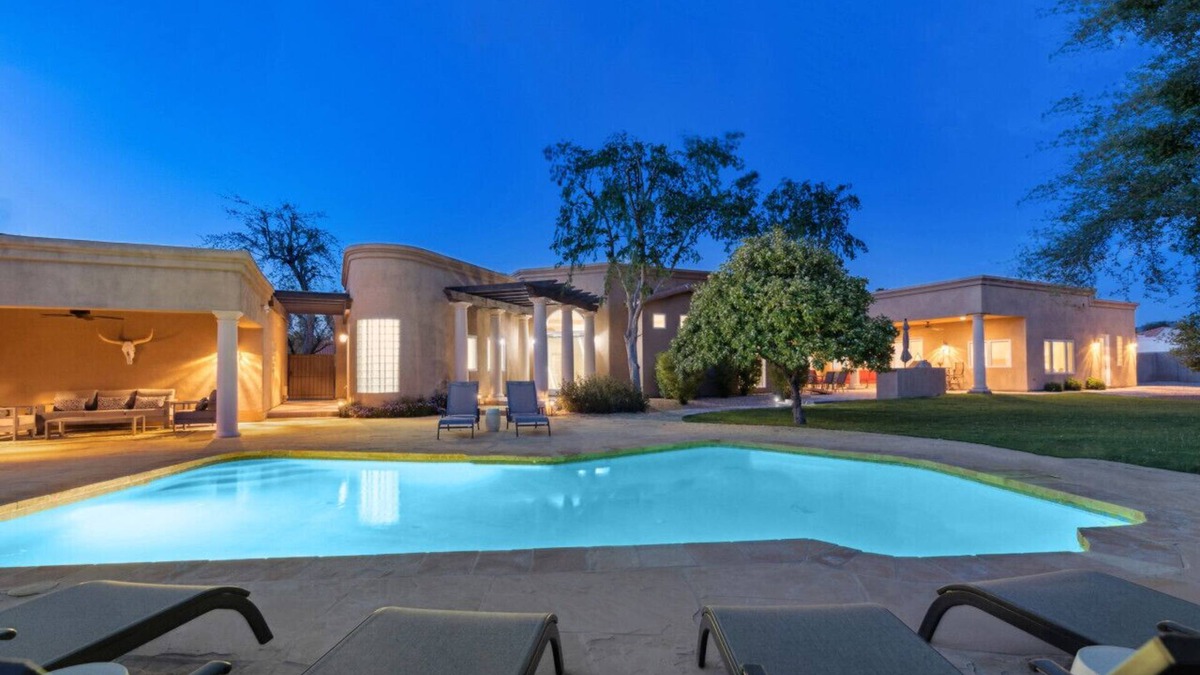 Sweetwater Street East House | The Big Dog-Private + Heated Pool & Spa + Gameroom