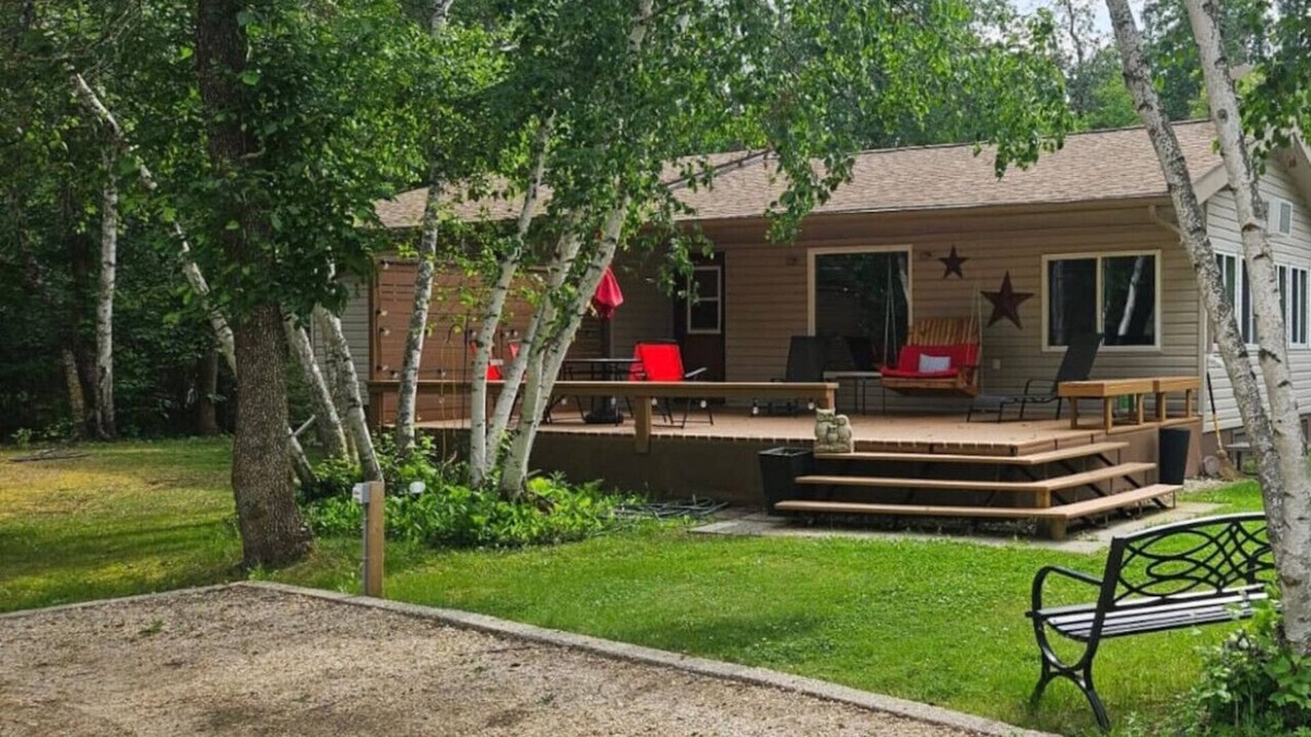 Arnes Cabin | The Birch Grove Escape