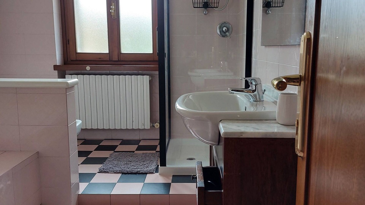 Palazzolo House | The Birches - guesthouse - over 6 guests