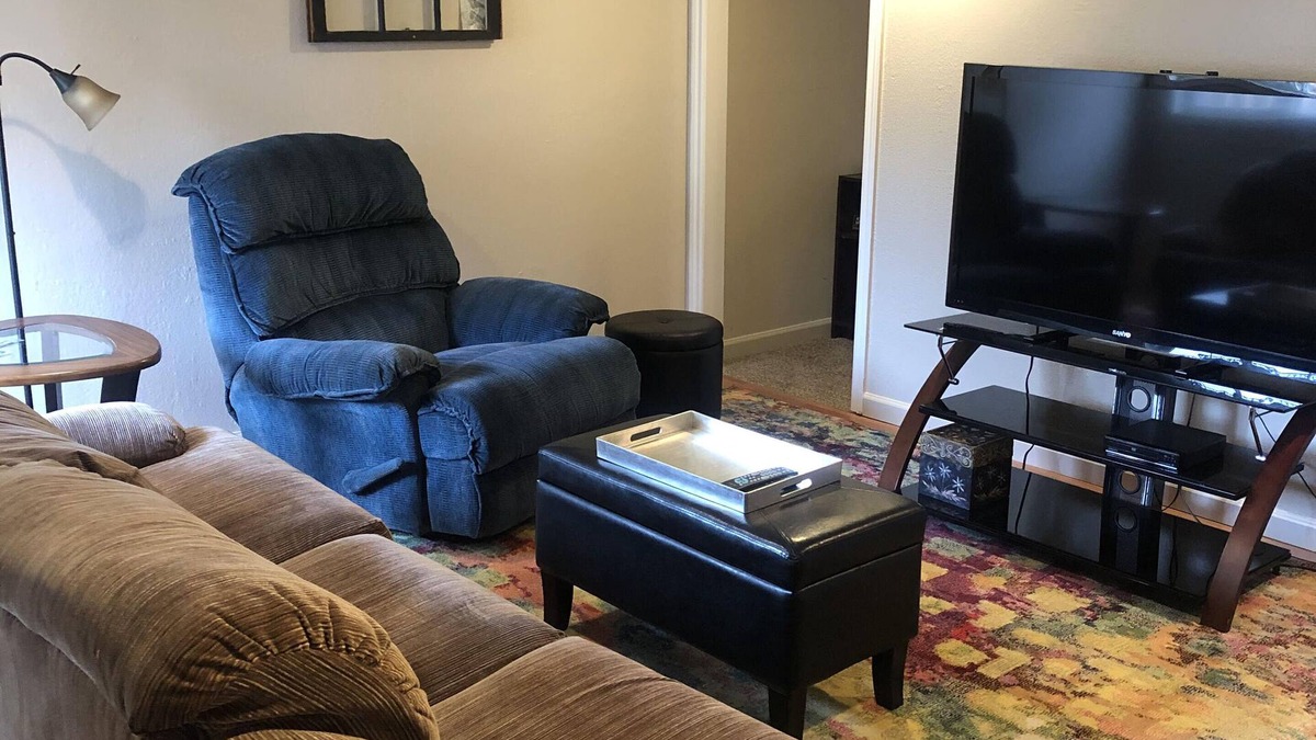 Klamath Falls House | The Birdhouse