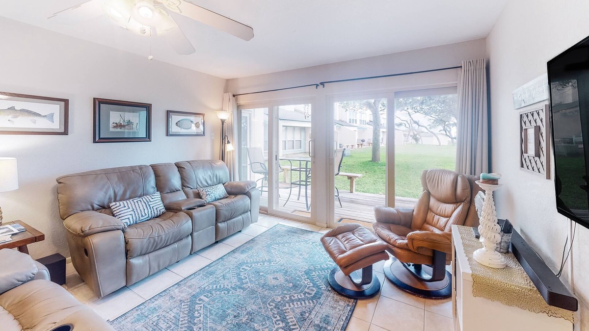 Sailhouse Condo | The Birds and the Beach w/ Pool, Tennis, Pier & Boat Launch