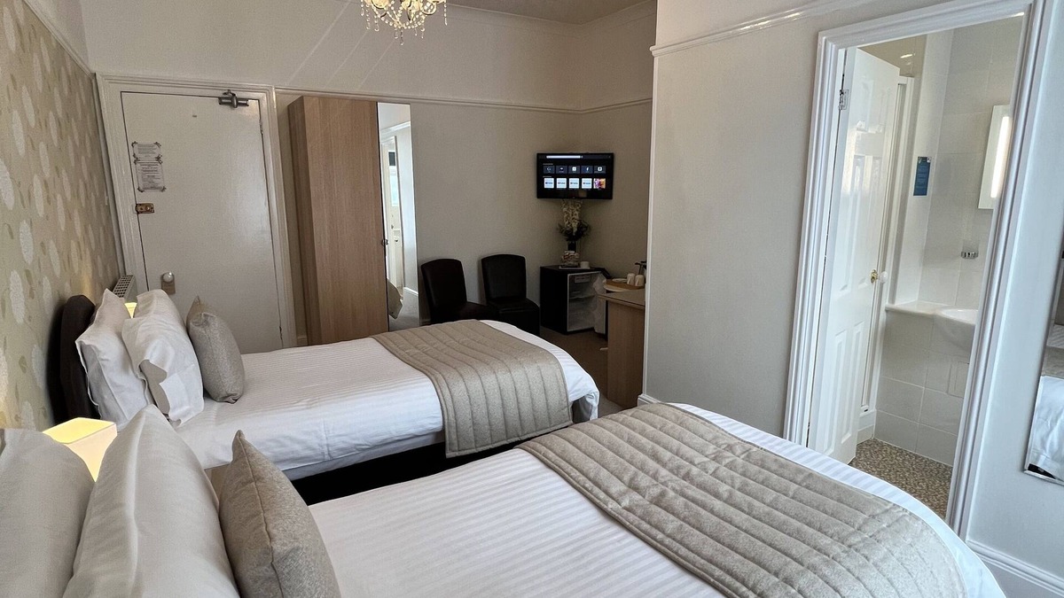 Shanklin House | The Birkdale Guest House