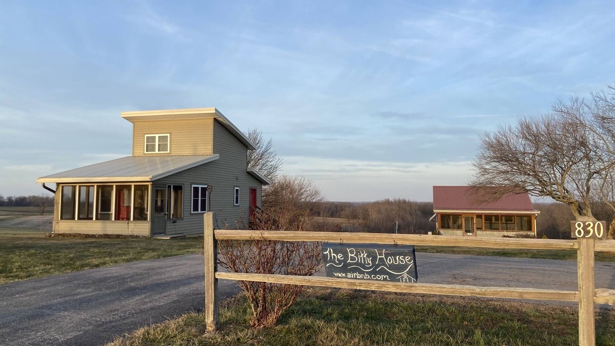 Alto Pass House | The Bitty House One, next to a winery!
