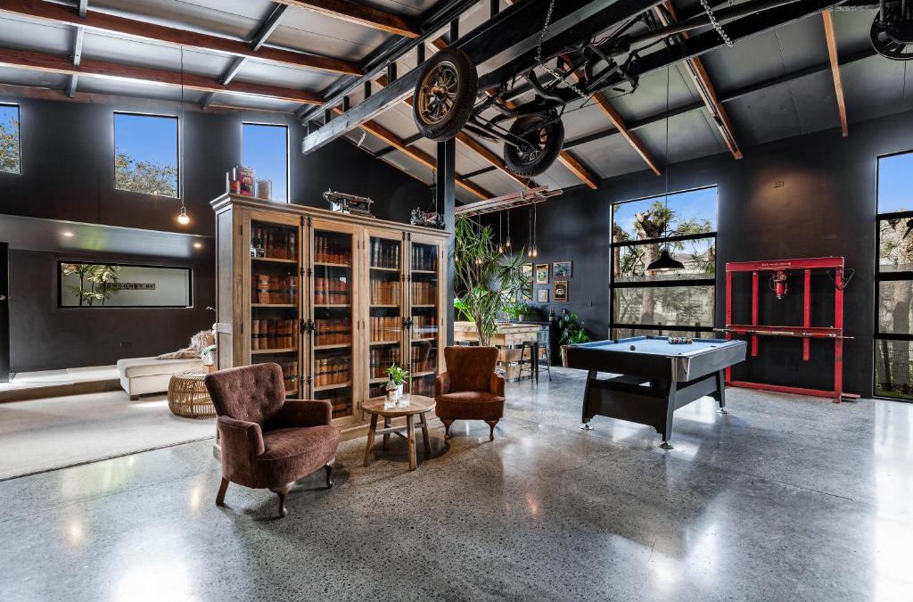 Kumeu House | The Black Barn