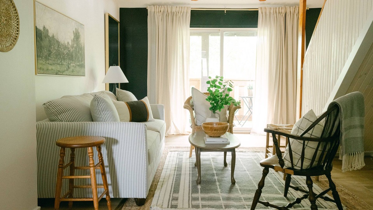 St. Davids Apartment | The Black Forest Wiley Loft Suite 3, downtown St. Davids
