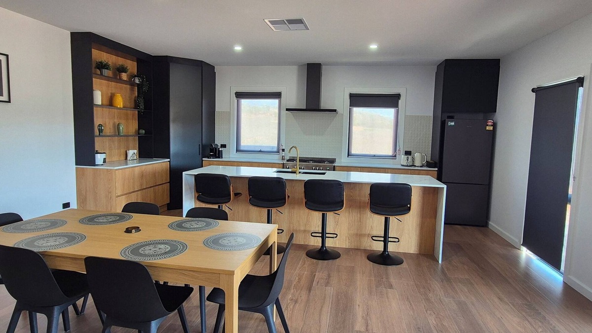 Mannum House | The Black House at Mannum