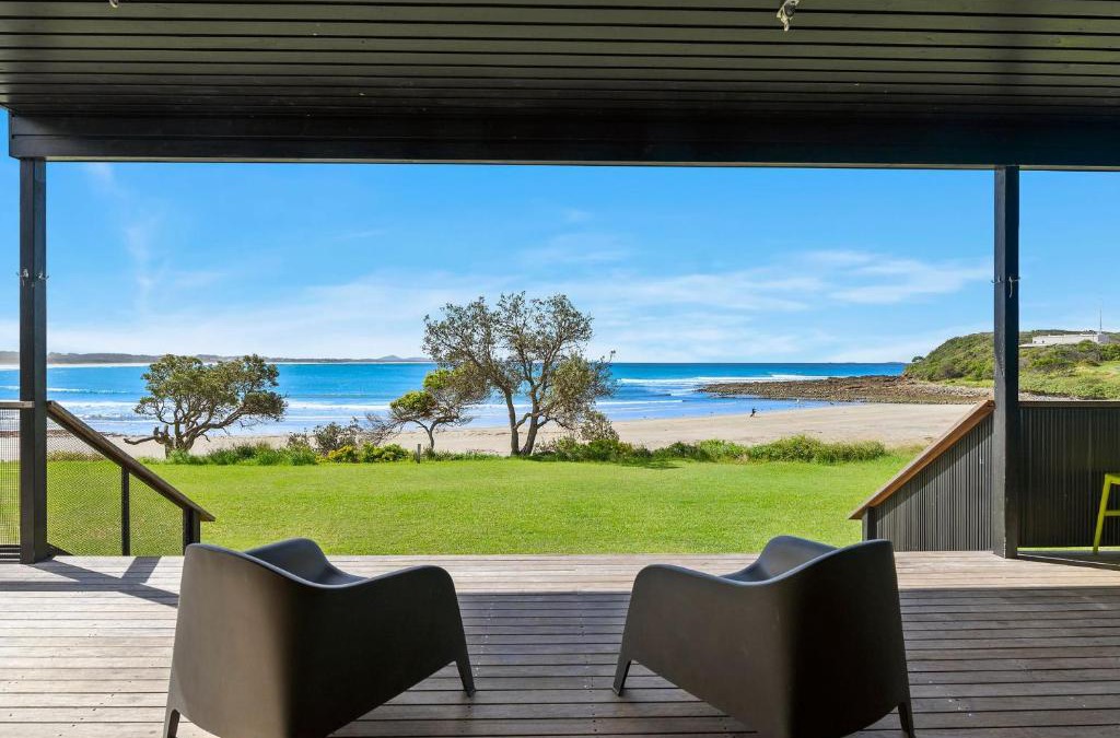 Arrawarra Headland House | The Black House