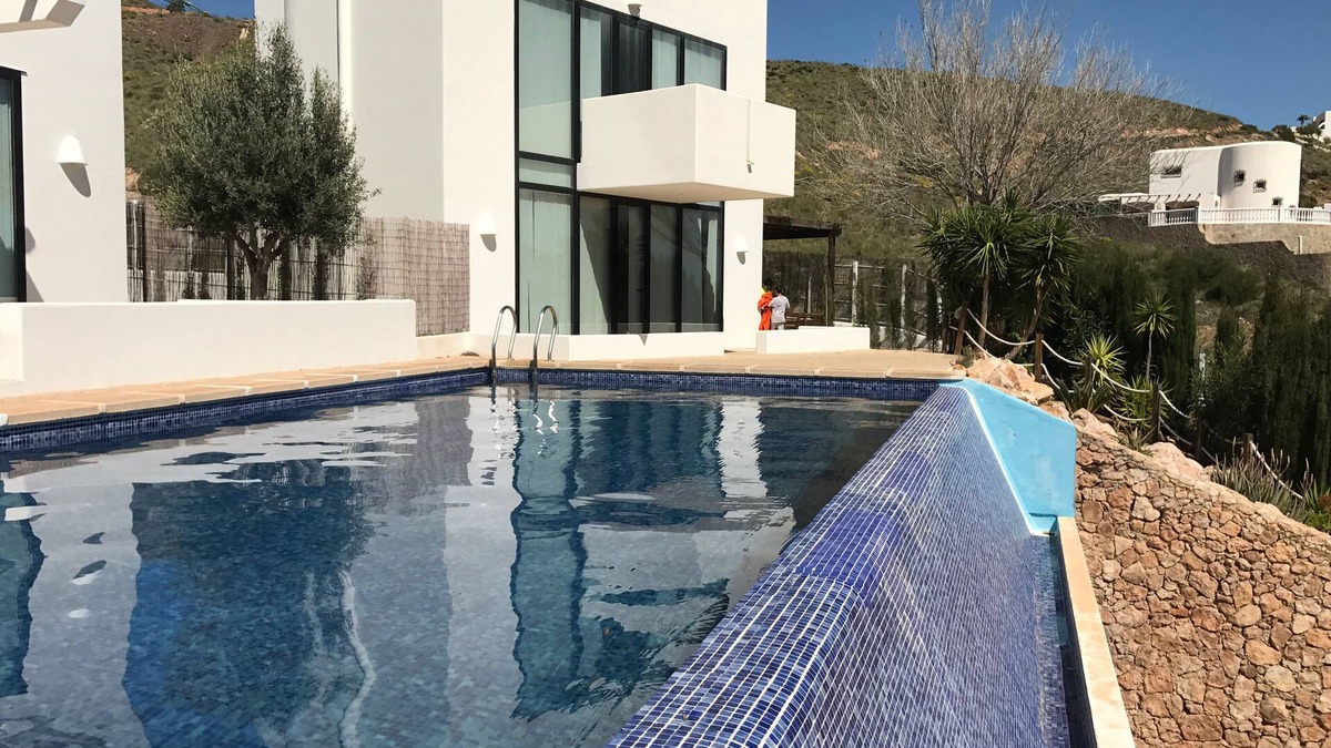 Las Negras Ski Chalet | The Black Natural Park Cabo de Gata-Nijar