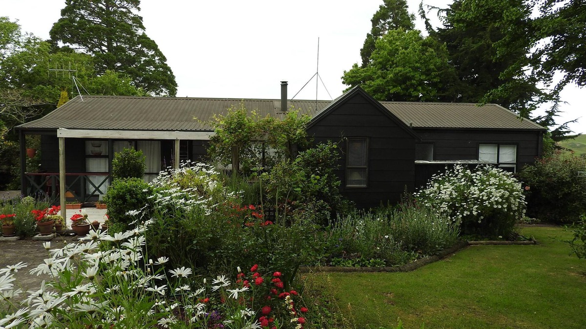 Waipawa House | The Blackhouse, mid century country living at its best.