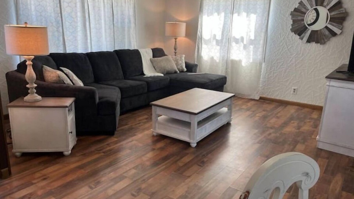 Benkelman House | The Blecha Bungalow - your HOME away from HOME!