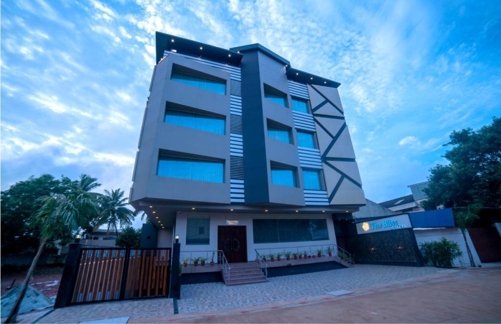 Hubli Hotel | The Bliss Hotel