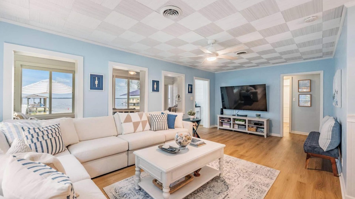 Ocklawaha House | The Blue Canoe Lakehouse