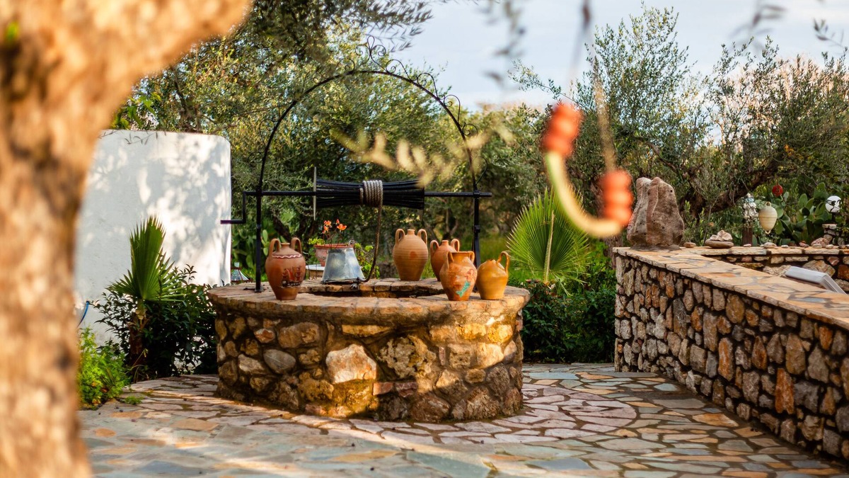 Aipeia House | The Blue House Seaside Retreat - Fully Equipped