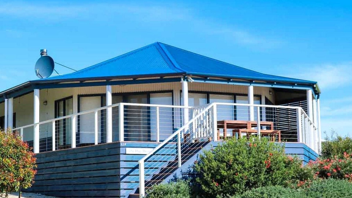 Bremer Bay House | The Blue House - spacious coastal getaway
