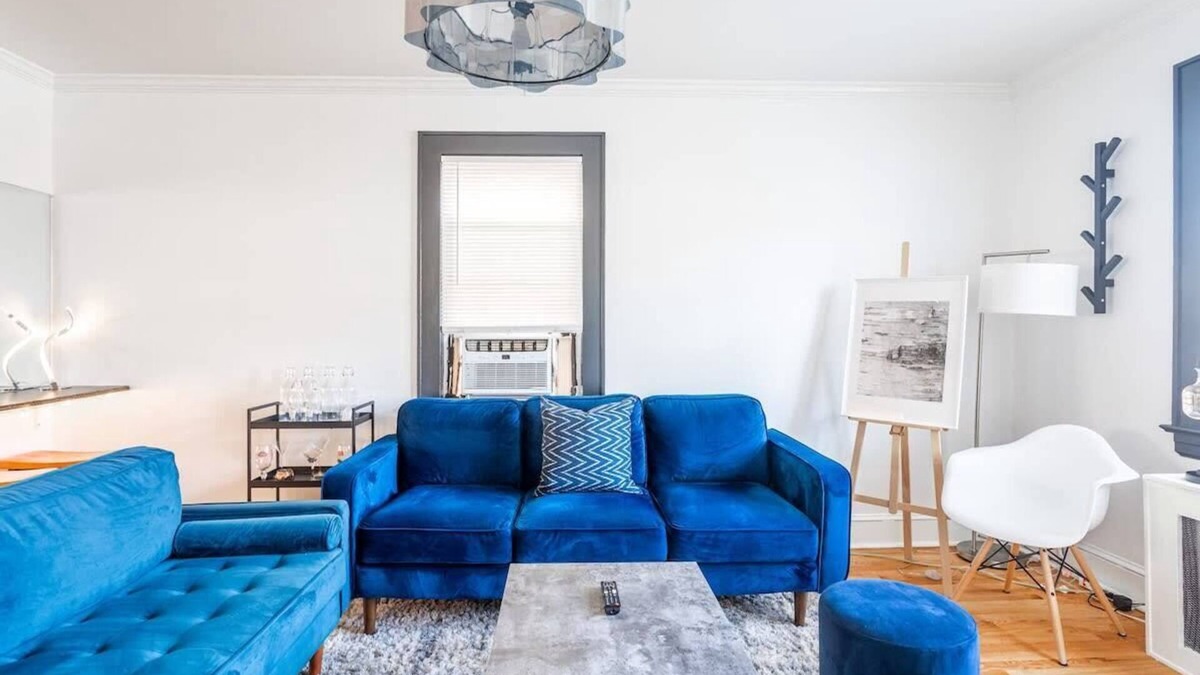 Brooklawn - St. Vincent Apartment | The Blue Sapphire: Modern & Stylish 2BR w/2 King Beds & Full Kitchen