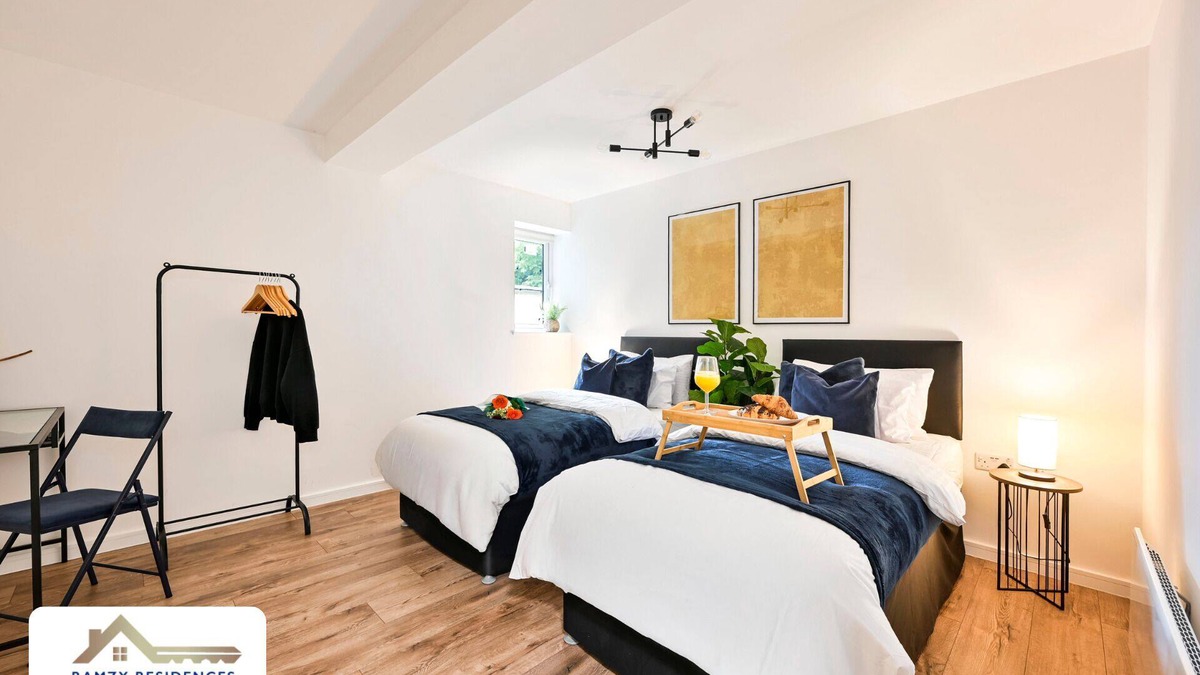 Sevenoaks Apartment | The Blue Suite - Modern 1-Bed Flat - 20% Off for Early Guests - Sevenoaks