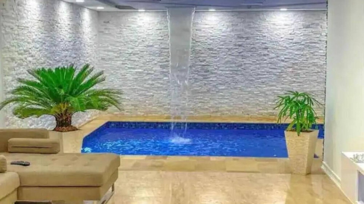 Cuevas House | The Blue Water House