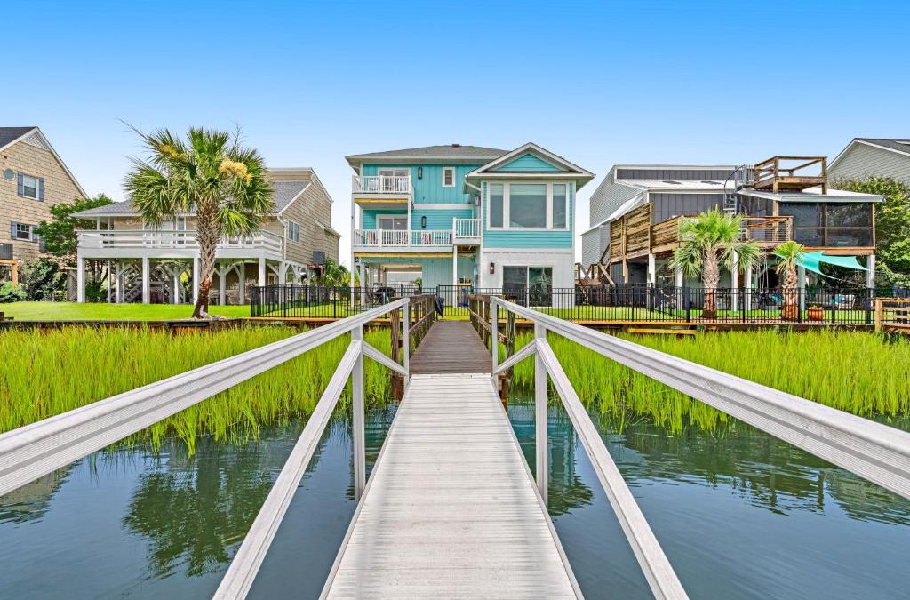 Ocean Isle Beach House | The Blue Whale Inn