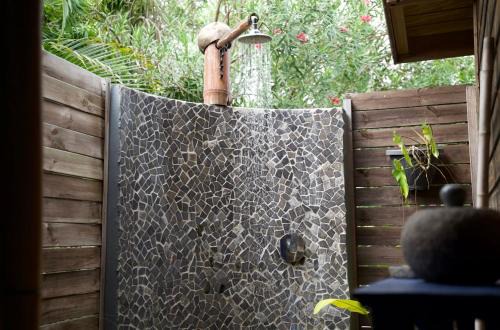 Le Moule House | The BlueBamboo