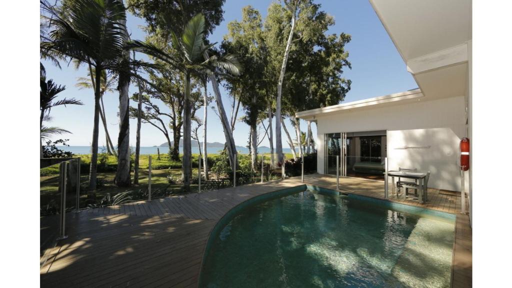 Mission Beach House | The Boat House
