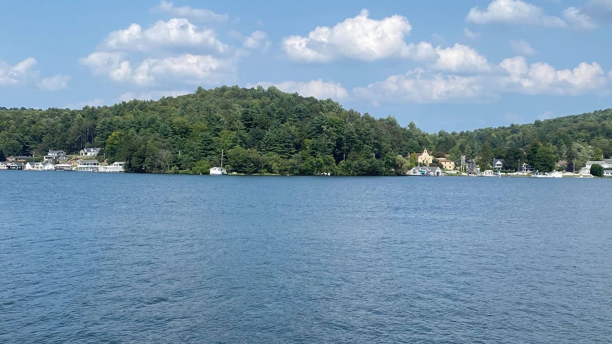 Shawanese House | The Boathouse at Harveys Lake