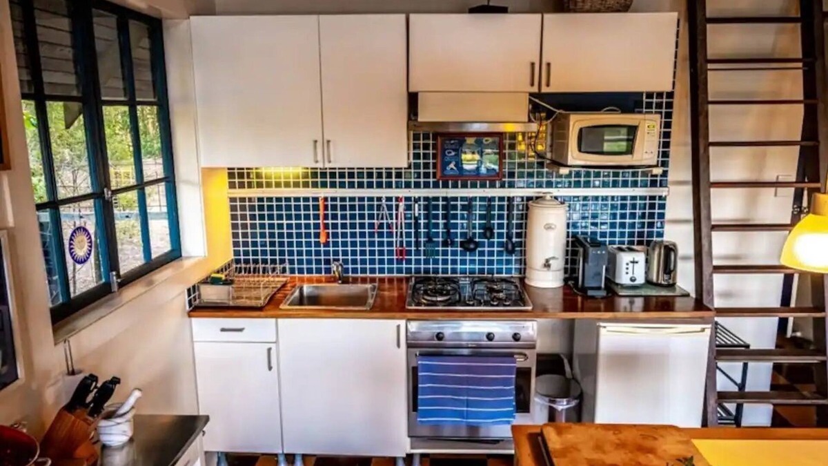 Ravensbourne Cottage | The Boathouse fabulous weekends on Cloudlake.