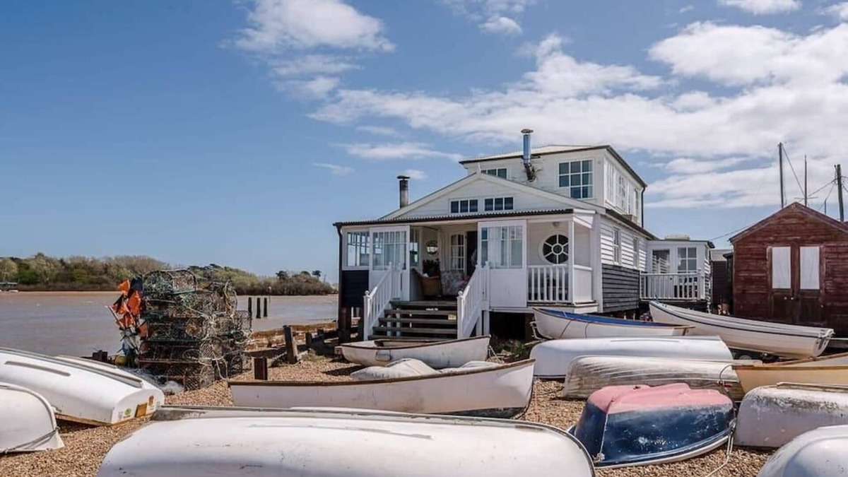 Felixstowe House | The Boathouse, Felixstowe Ferry