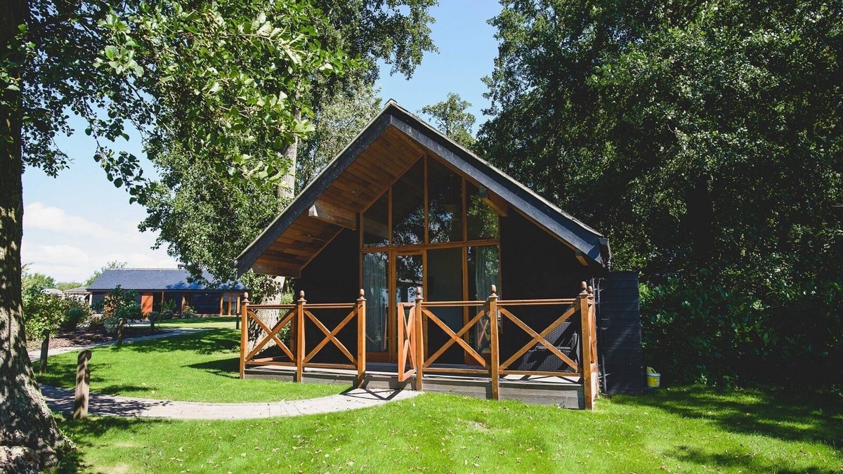 Great Yarmouth Bed & Breakfast | The Boathouse
