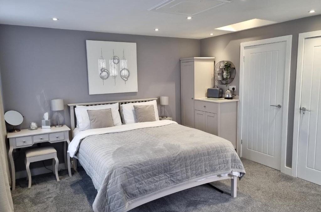 Lee-on-the-Solent Apartment | The Boathouse