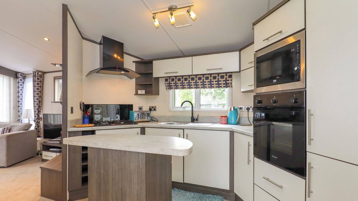 St Leonards-On-Sea Cottage | The Boathouse