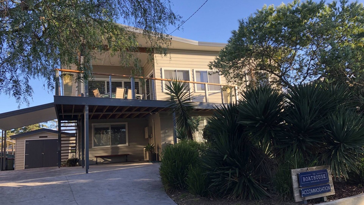 Narrawallee Apartment | The Boathouse Narrawallee - Studio & Boatshed