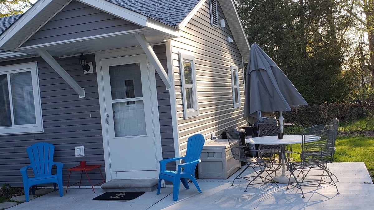 North Lakeport Cottage | The Boathouse Cottage