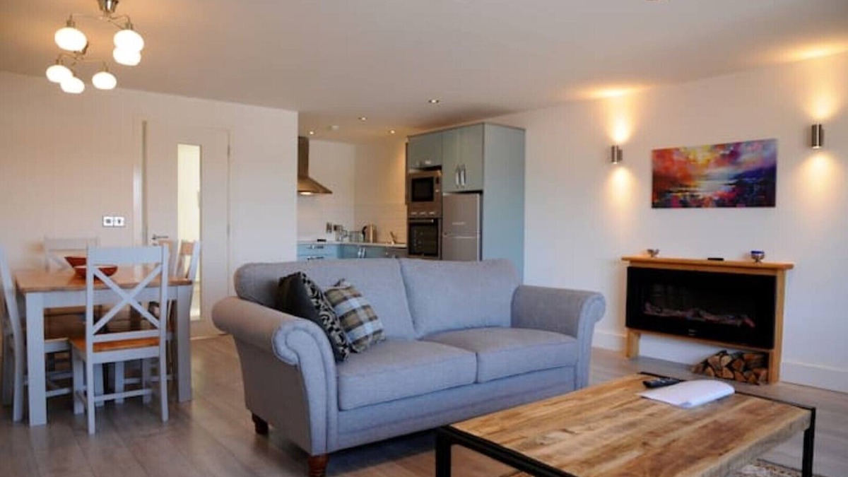 Dingle House | The Boatshed House: Holiday Home Dingle
