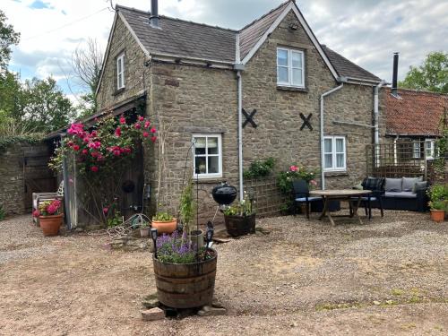 Gwehelog Apartment | The Bothy at Oak Farm